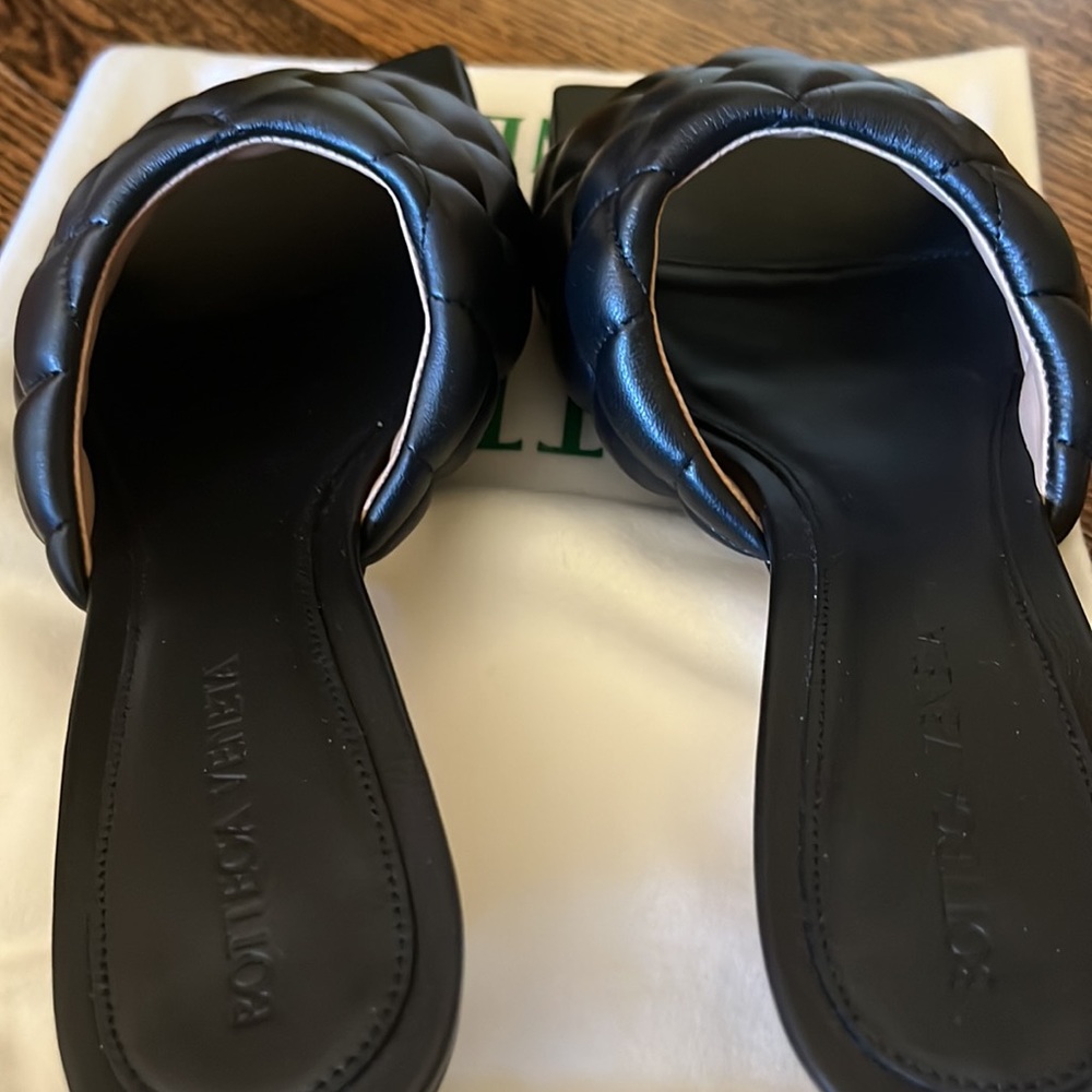 🖤 AUTHENTIC Bottega Veneta Padded Mule Sandals ( Kitten Heel) - Picture 13 of 16
